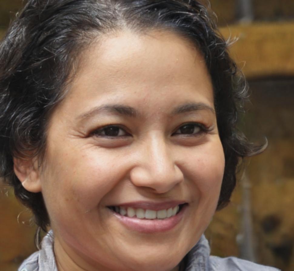 Esperanza Villareal, asesora de programas